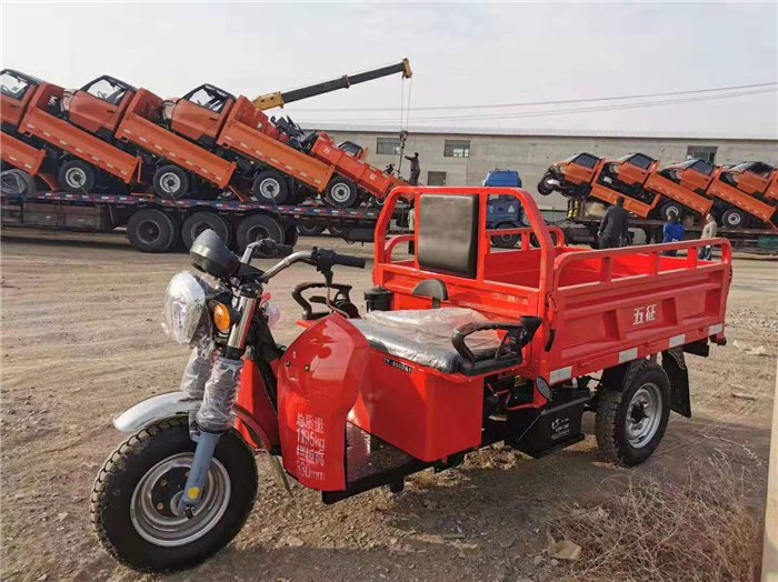 五征三輪車(chē) 不僅是農(nóng)機(jī)的工業(yè)美學(xué)，更是技術(shù)與民生的深度適配范式